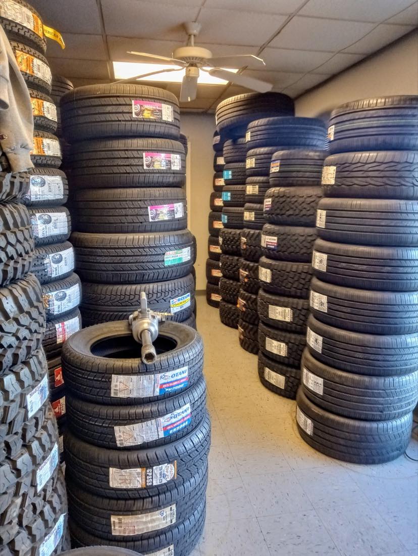Los amigos tire shop - tire shop photo