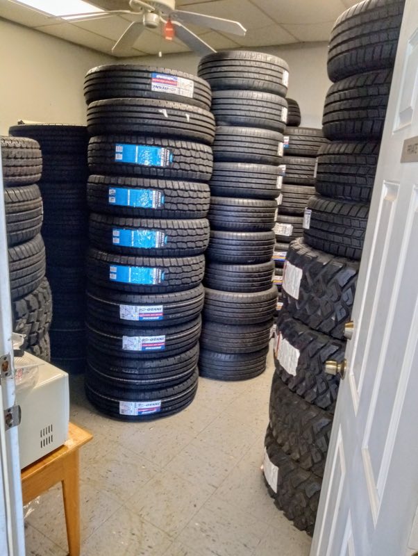 Los amigos tire shop - tire shop photo